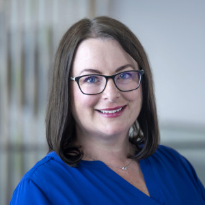 Headshot of Jennifer Heinz-Zahner