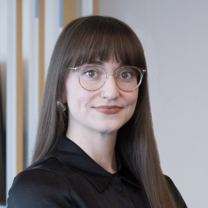Headshot of Stephanie Berg